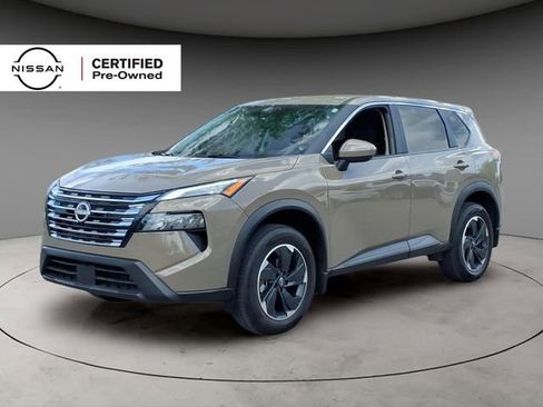 Used 2025 Nissan Rogue SV AWD/4WD image 1