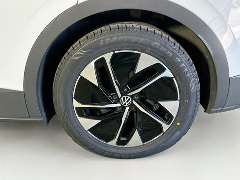 Used 2021 Volkswagen ID.4 Pro AWD/4WD image 11