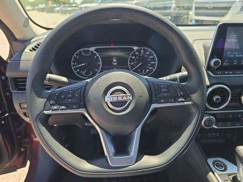 Certified 2024 Nissan Sentra SV FWD image 29