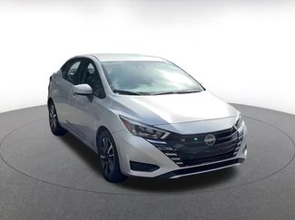 Used 2025 Nissan Versa SV FWD video 2