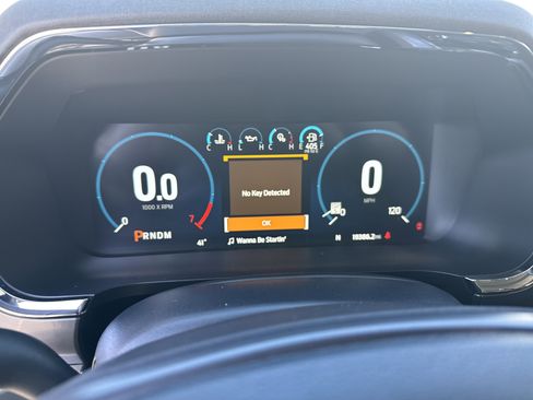 Used 2023 Ford F150 Lariat w/ Trailer Tow Package image 33