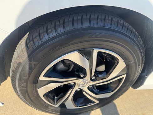 Used 2016 Honda Accord LX image 8