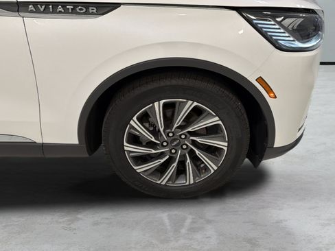 Used 2026 Lincoln Aviator 2WD image 30