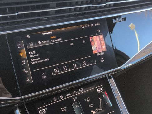 Used 2023 Audi Q7 3.0T Premium Plus image 23