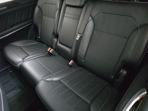 Used 2014 Mercedes-Benz GL 450 4MATIC image 14