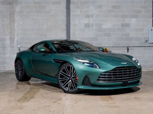 Used 2024 Aston Martin DB12 Coupe image 1
