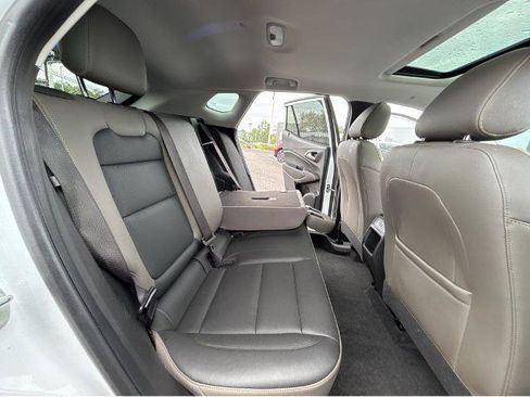 Used 2024 Chevrolet Trax ACTIV w/ Sunroof Package FWD image 7