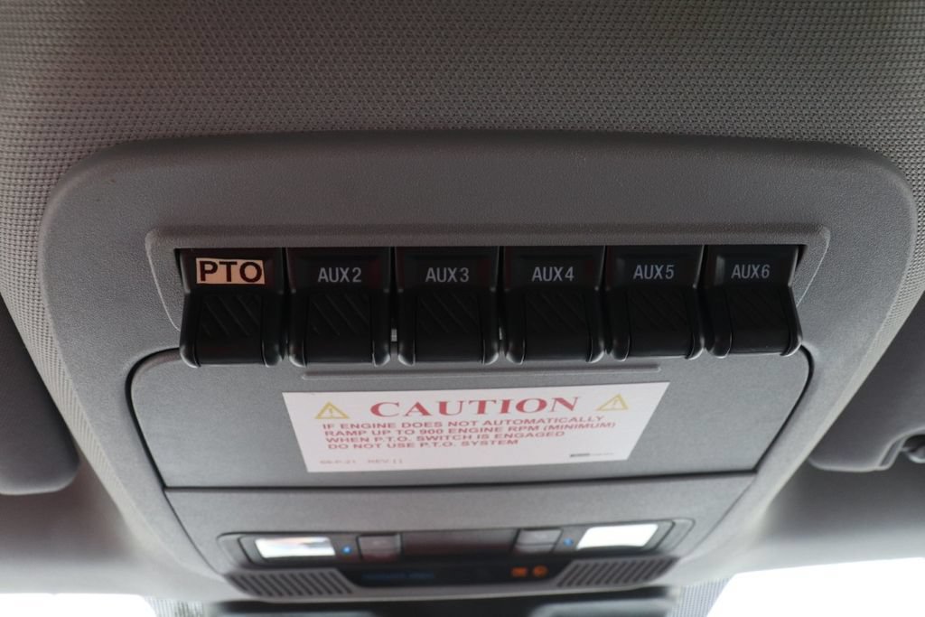Used 2024 Ford F550 2WD Regular Cab Super Duty image 21
