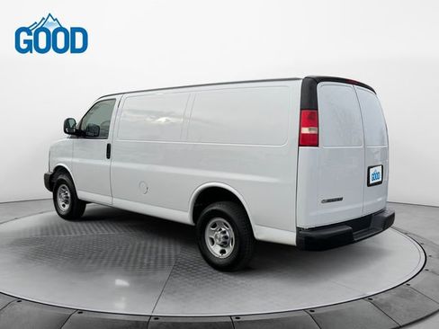 Used 2008 Chevrolet Express 2500 image 3