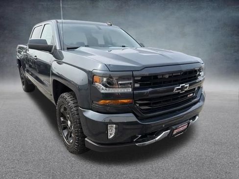 Used 2017 Chevrolet Silverado 1500 LT w/ All Star Edition AWD/4WD image 5