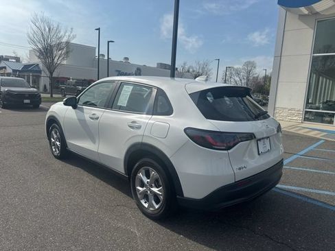 Certified 2024 Honda HR-V LX image 6