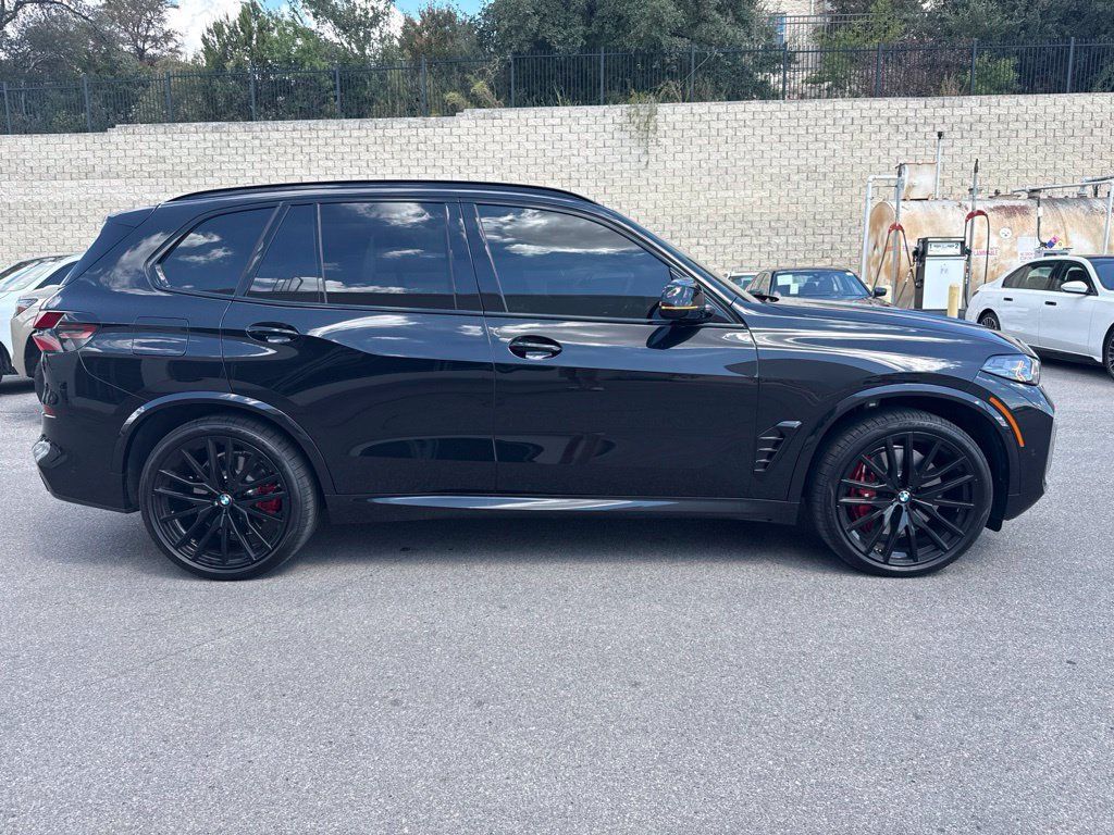 Certified 2026 BMW X5 M60i AWD/4WD image 5