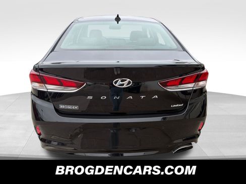 Used 2018 Hyundai Sonata Limited w/ Limited Ultimate Package 03 FWD image 7