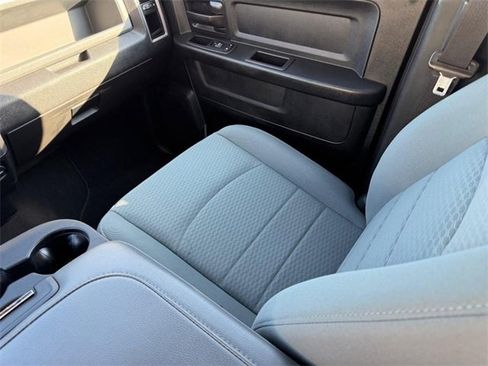 Used 2018 RAM 1500 Express w/ Express Value Package image 15