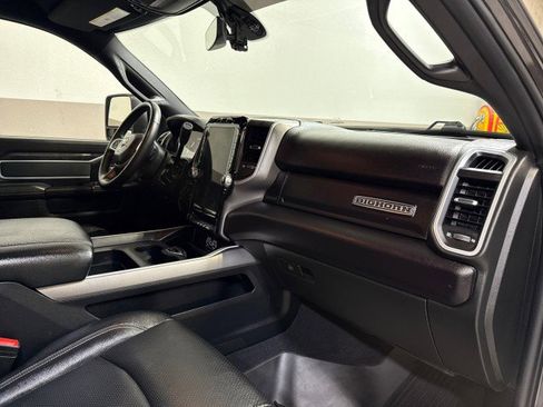 Used 2024 RAM 3500 Big Horn w/ Night Edition image 59