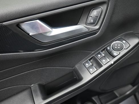 Used 2025 Ford Escape ST-Line image 10