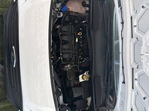 Used 2020 Ford Transit Connect XL image 47