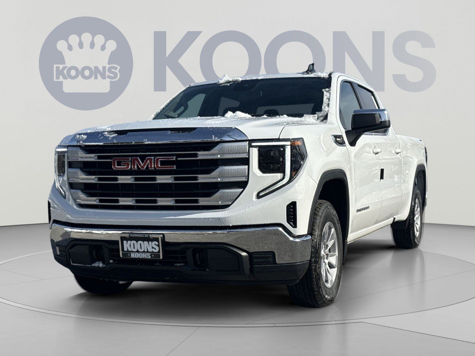 New 2026 GMC Sierra 1500 SLE AWD/4WD image 1