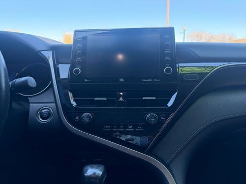 Used 2022 Toyota Camry XSE w/ Navigation Package image 15