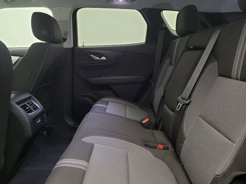 Used 2024 Chevrolet Blazer LT FWD image 18
