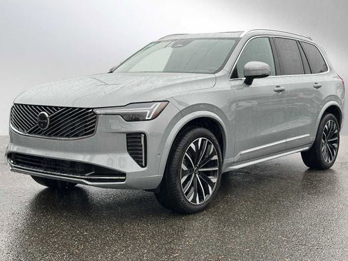 New 2026 Volvo XC90 B6 Plus w/ Protection Package Premier image 7