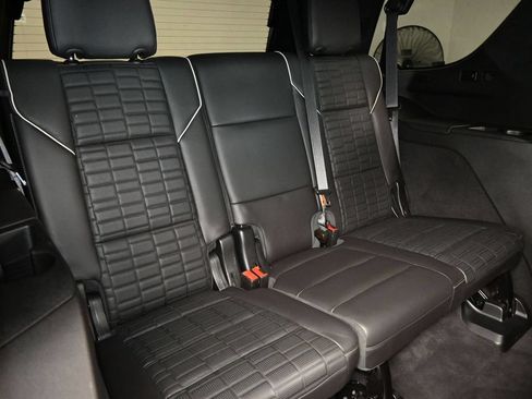 Used 2023 Cadillac Escalade V AWD/4WD image 67