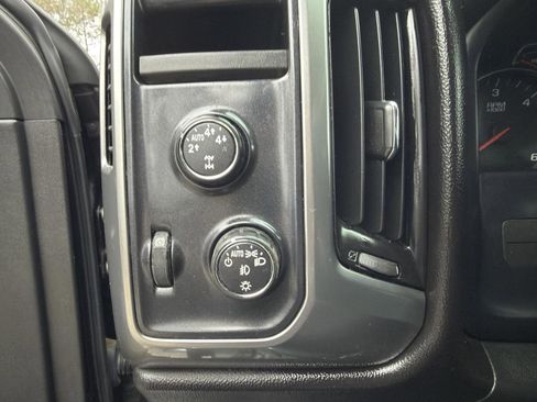 Used 2016 Chevrolet Silverado 1500 LT w/ Texas Edition image 31