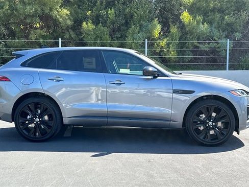 New 2026 Jaguar F-PACE R-Dynamic S image 6