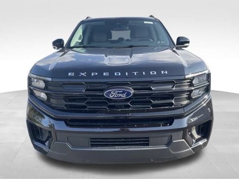 New 2026 Ford Expedition Max Active image 9