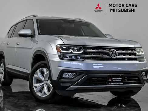 Used 2019 Volkswagen Atlas SE w/ Towing Package FWD image 1