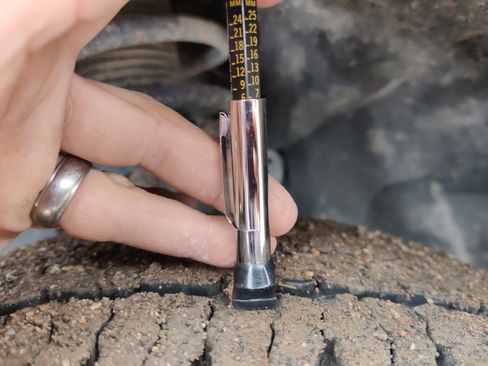 Used 2013 Ford Transit Connect XL image 30