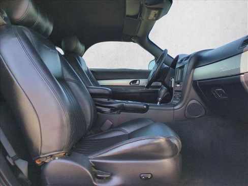 Used 2005 Ford Thunderbird RWD image 15