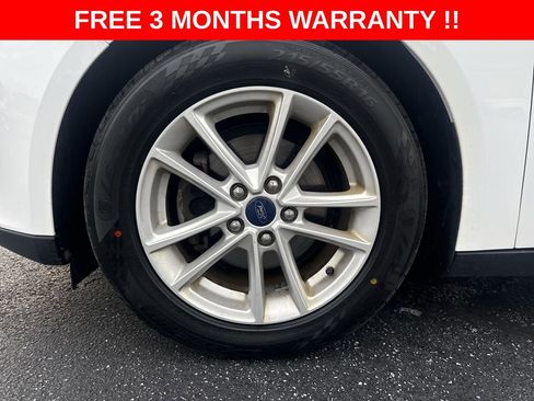 Used 2018 Ford Focus SE FWD image 10