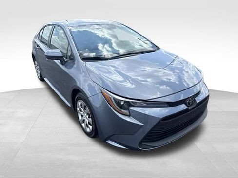 Used 2024 Toyota Corolla LE FWD image 7