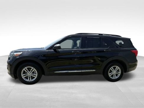 Used 2022 Ford Explorer XLT AWD/4WD image 14