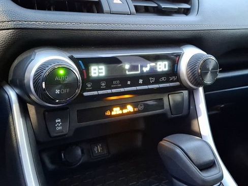 Certified 2024 Toyota RAV4 XLE image 17