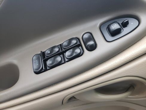 Used 2004 Ford Mustang GT image 23