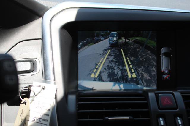 Used 2015 Volvo XC60 T6 Premier Plus AWD/4WD image 17