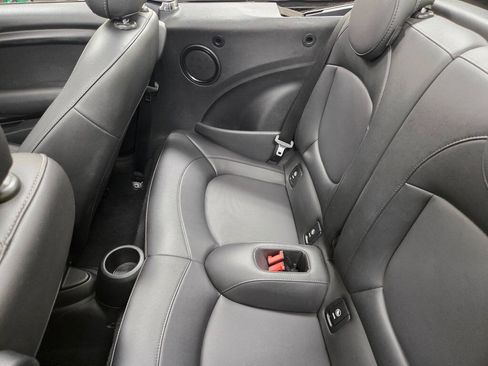 Used 2019 MINI Cooper Convertible w/ Signature Upholstery Package FWD image 36