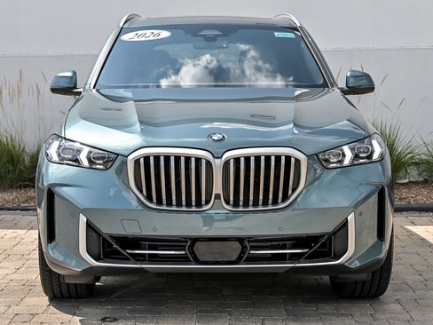 Used 2026 BMW X5 xDrive40i AWD/4WD image 4