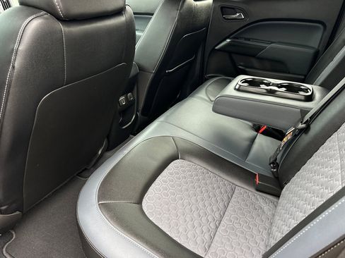 Used 2020 Chevrolet Colorado Z71 image 14