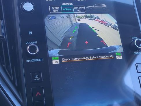 New 2025 Subaru Crosstrek 2.5i Limited w/ Crosstrek Mirror Package image 23