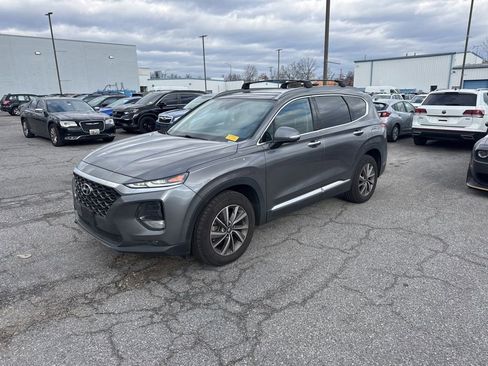Used 2020 Hyundai Santa Fe SEL w/ Convenience + Premium Package image 3