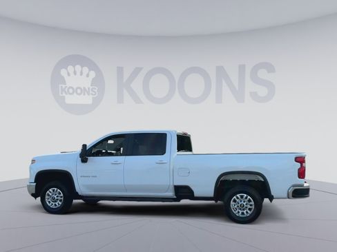 Used 2025 Chevrolet Silverado 2500 LT w/ Convenience Package AWD/4WD image 10