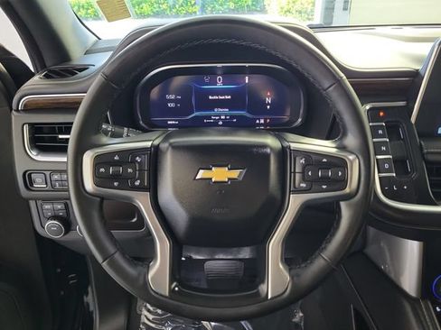 Used 2024 Chevrolet Tahoe Premier AWD/4WD image 27