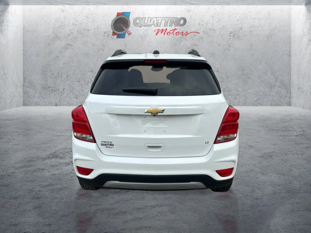 Used 2020 Chevrolet Trax LT w/ LT Convenience Package FWD image 4