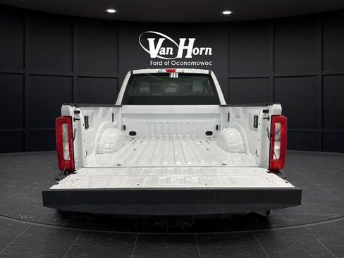 Used 2024 Ford F250 XL w/ XL Chrome Package image 9