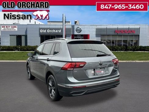 Used 2023 Volkswagen Tiguan SE AWD/4WD image 6