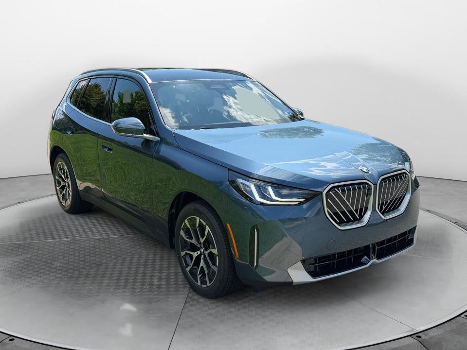 New 2026 BMW X3 xDrive30i w/ Premium Package AWD/4WD image 1