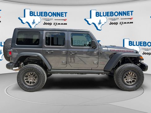 Used 2022 Jeep Wrangler Unlimited Rubicon w/ Xtreme Recon 35" Tire Package AWD/4WD image 4